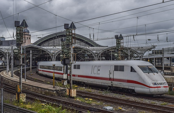 Stellungnahme zur Umstellung von analogen Leistungen und Kundenservices in digitale Formate bei der Deutschen Bahn AG
